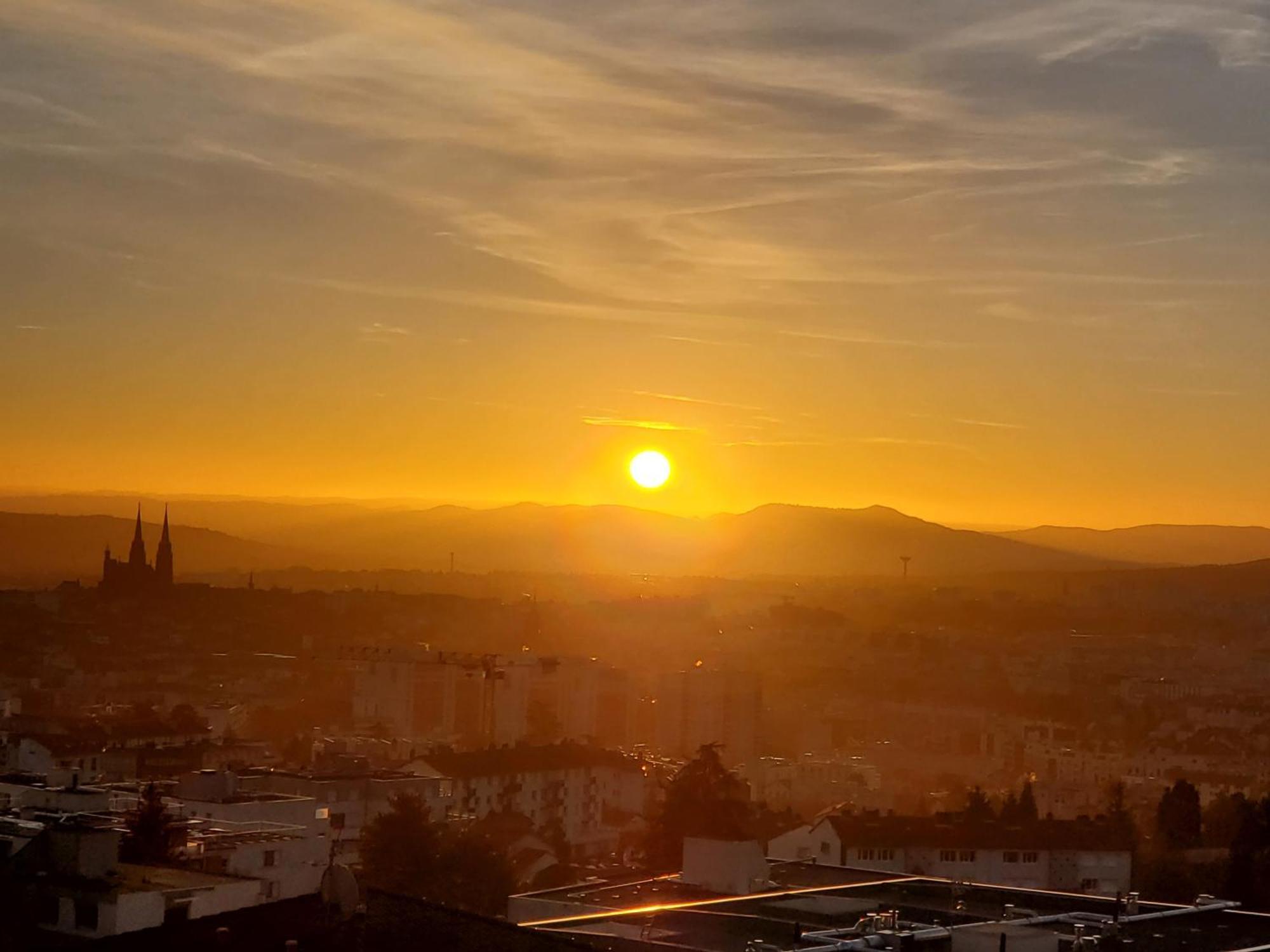 Entre Ville Et Nature - Les Hauts De Clermont Avec Garage Gratuit Ngoại thất bức ảnh